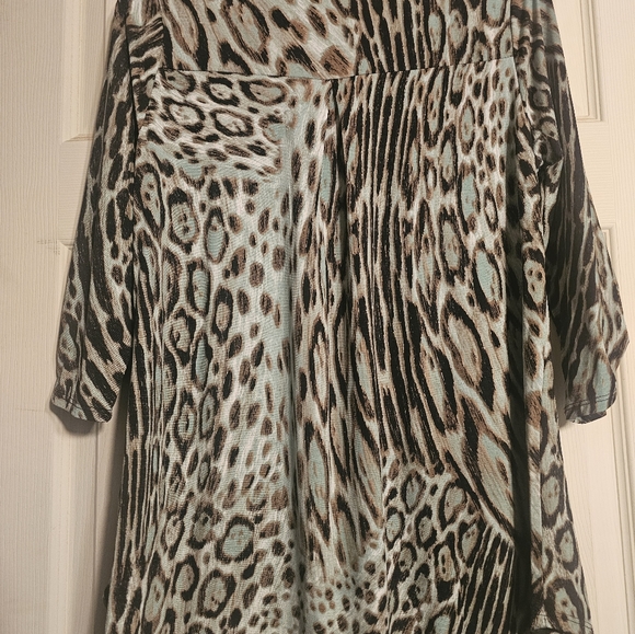 Top - Picture 3 of 3